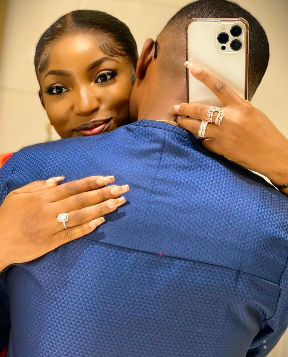 B7C5F95E A63F 4237 8474 E25B77B77CDC