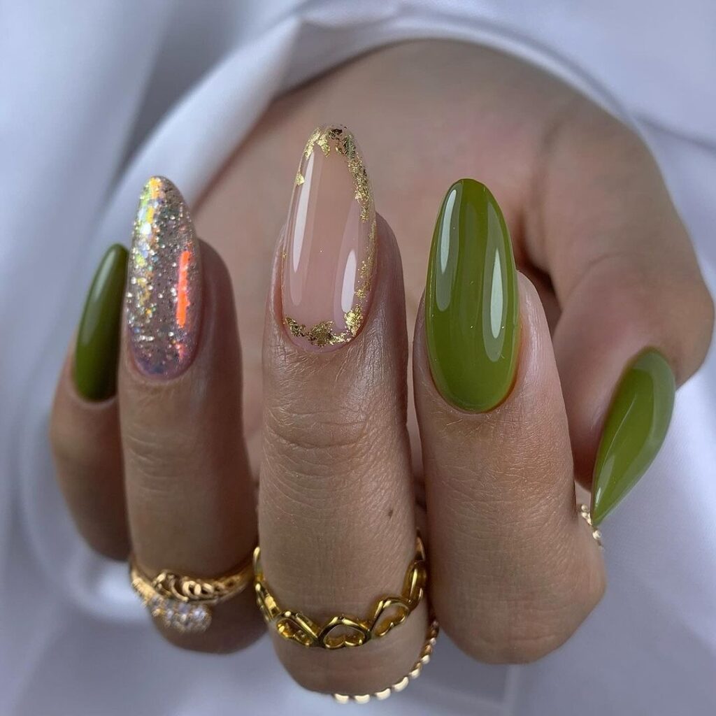 Green nail