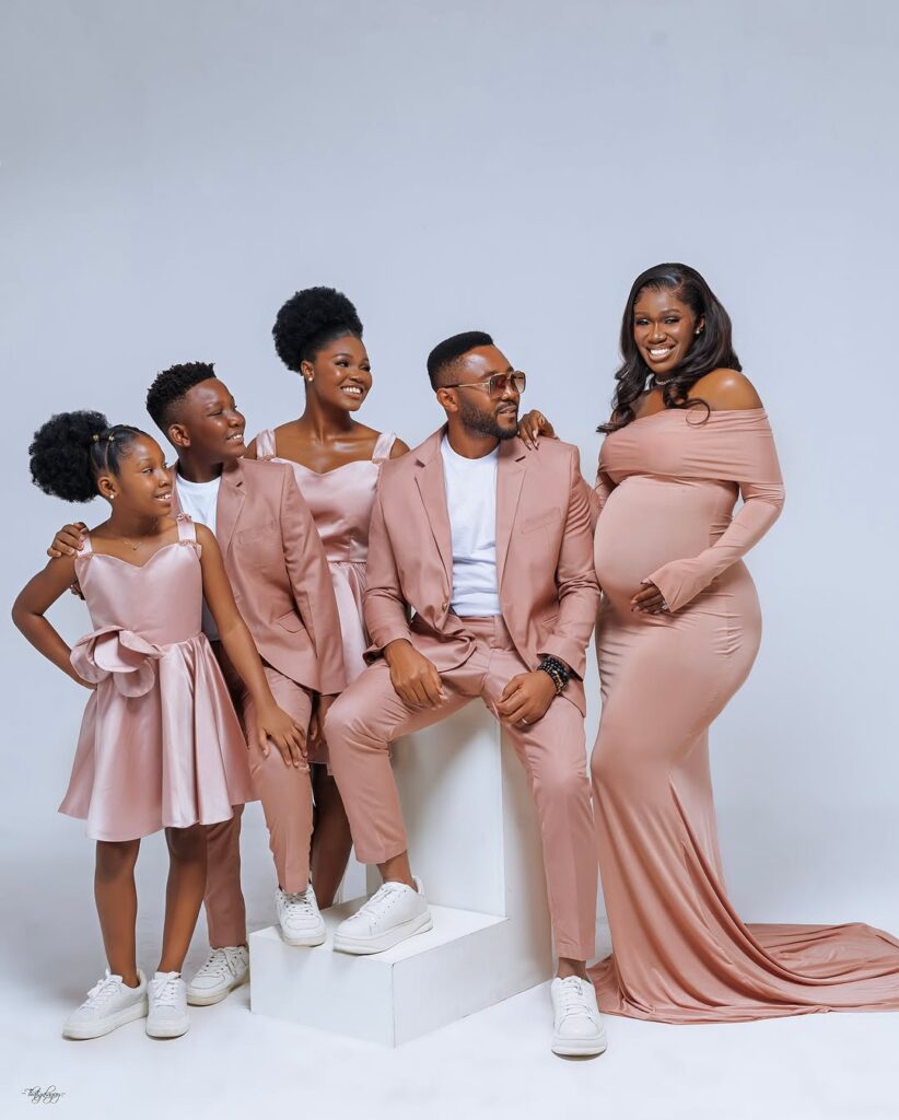 Real Warri Pikin's Radiant Maternity Shoot with Family